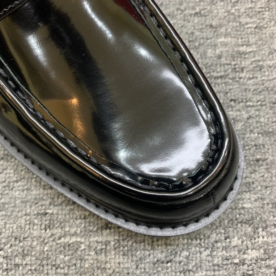 Men's shoes 💰960 🎁🎁🎁😈[Ferragamo] Men's high-top boots, the latest hot style, 1:1 original purchase quality, top quality, imported cowhide for the uppers, imported cowhide for the lining and feet, with original lightweight foam outsole, matching code 39-44, (38, 45 custom-made, non-refundable)
